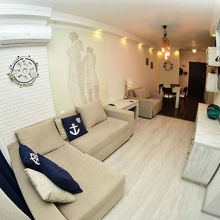 Stars Apartment Батумі Екстер'єр фото