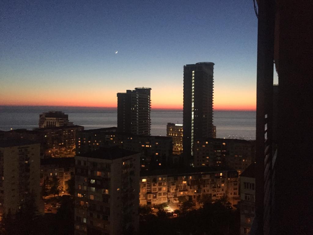 Stars Apartment Батумі Екстер'єр фото