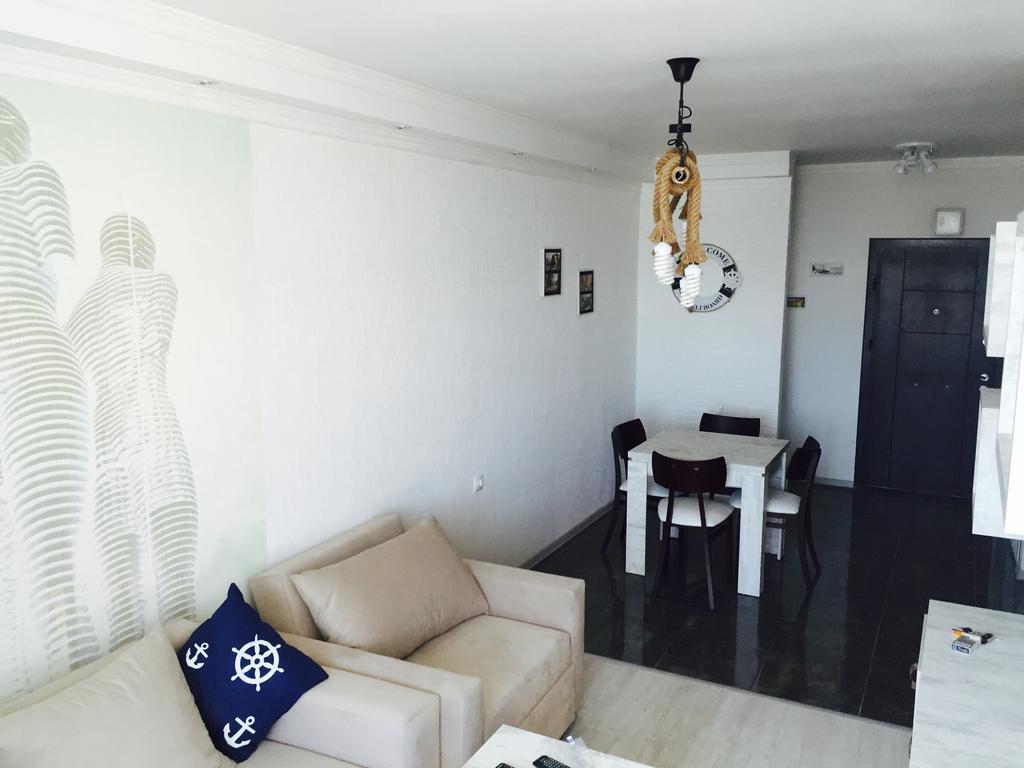 Stars Apartment Батумі Екстер'єр фото