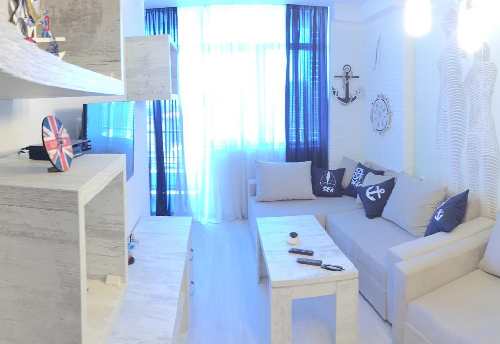 Stars Apartment Батумі Екстер'єр фото