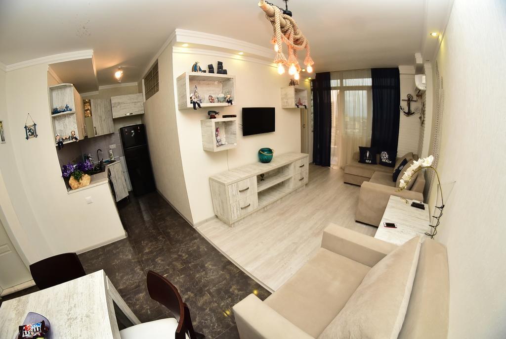 Stars Apartment Батумі Екстер'єр фото