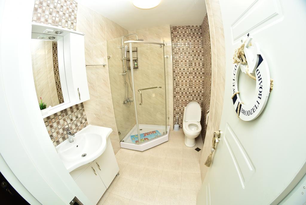 Stars Apartment Батумі Екстер'єр фото