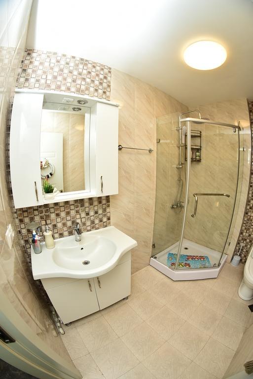 Stars Apartment Батумі Екстер'єр фото